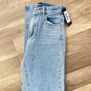 High Rise Straight Jean